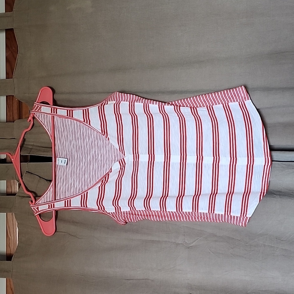 Olf Navy Striped tank